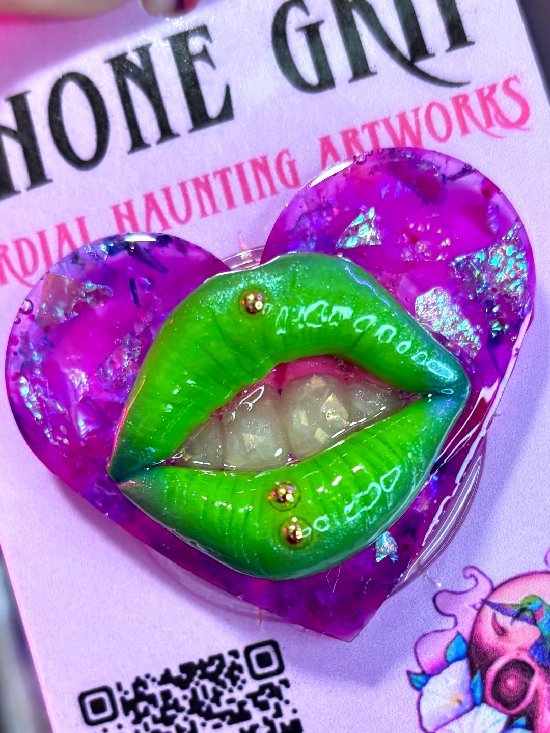 Phone Grip 'Green Lips'